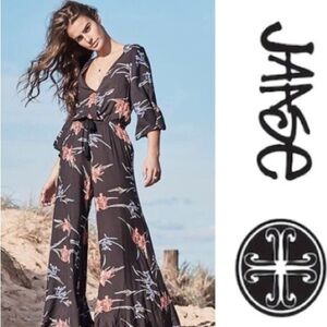 Anthropologie JAASE Black Floral Wide Leg Bohemian Pant Jumpsuit Size Small S